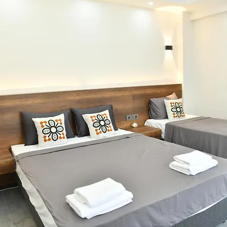 Апартаменты Happy House 3 *